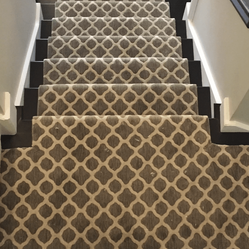 Patterned carpet on stairs in Carol Stream, IL from Superb Carpets, Inc.
